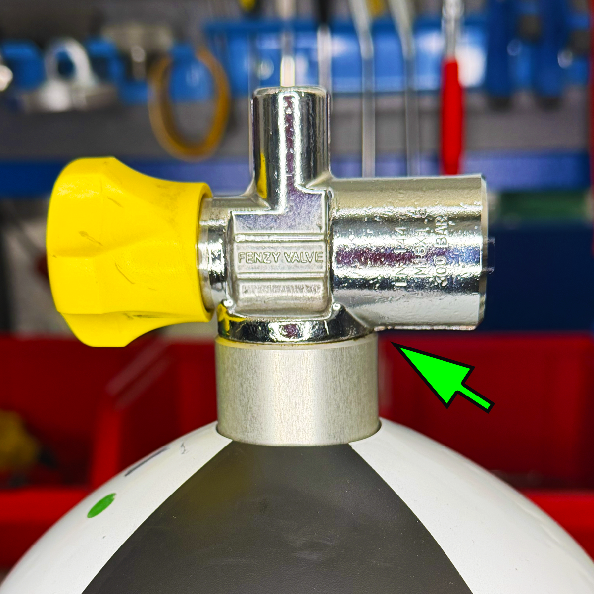 butla kompozytowa z zaworem fenzy 300 bar